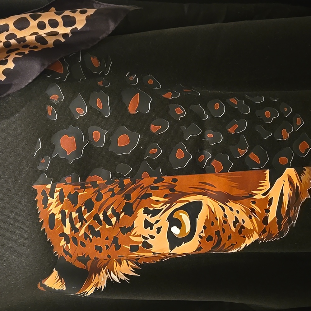 Black Animal Print Leopard Lux Silky Black Sweatshirt ..Brand New Pit To Pit 27" - Picture 5 of 7